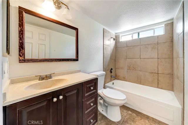 44636 17th St East East, Lancaster, CA 93535
