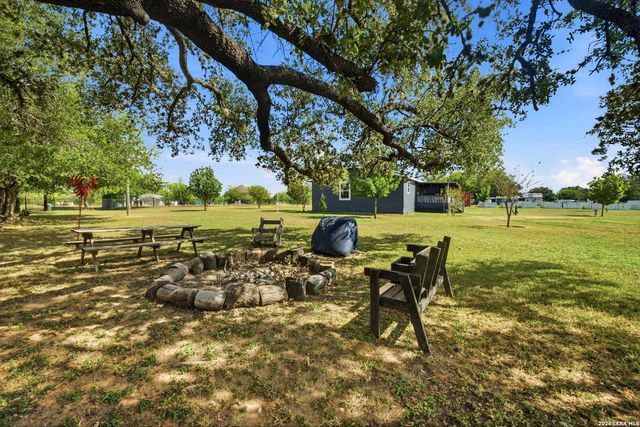 15143 S SKAGGS RD, Atascosa, TX 78002
