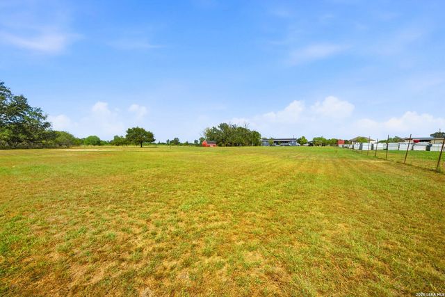 15143 S SKAGGS RD, Atascosa, TX 78002