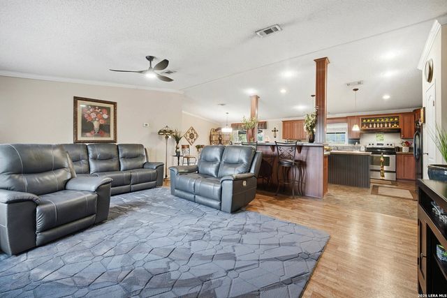 15143 S SKAGGS RD, Atascosa, TX 78002