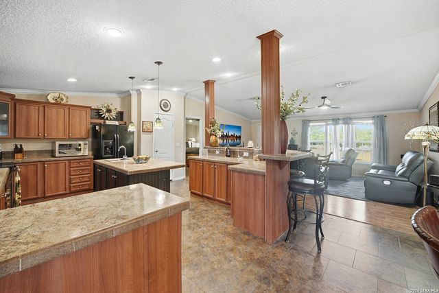 15143 S SKAGGS RD, Atascosa, TX 78002