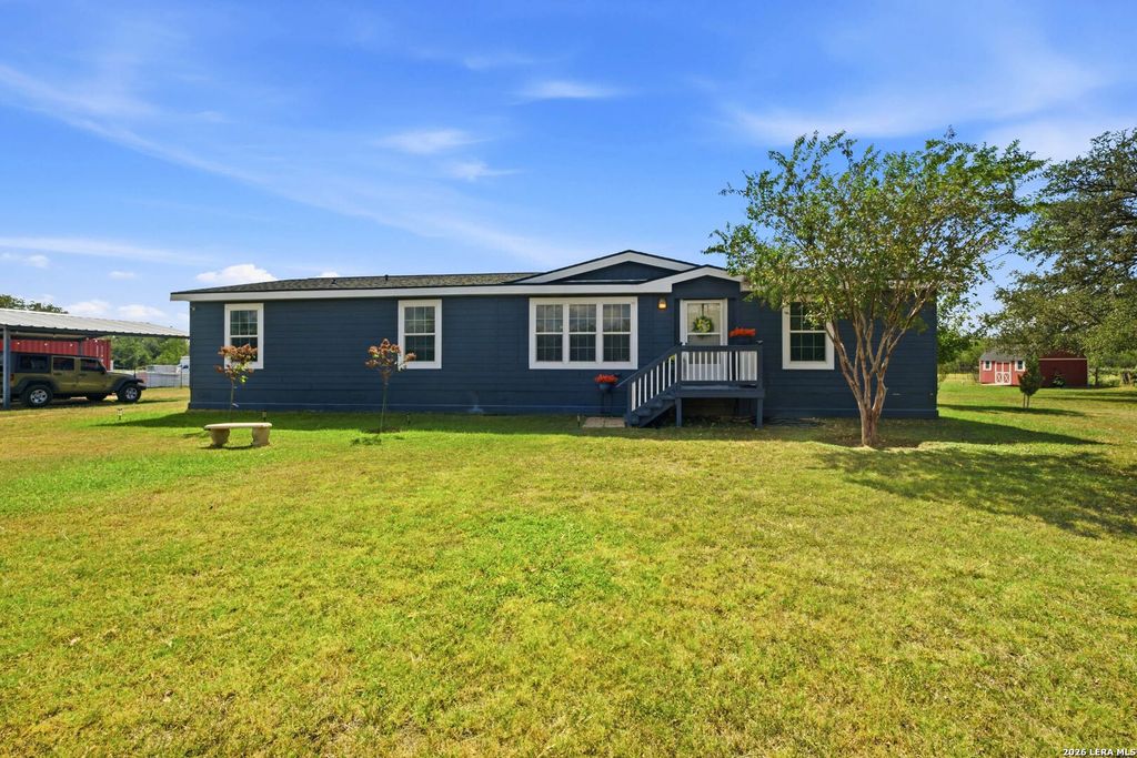 15143 S SKAGGS RD, Atascosa, TX 78002
