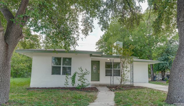 2626 mistletoe, San Antonio, TX 78228