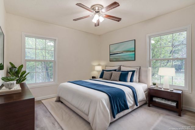 2626 mistletoe, San Antonio, TX 78228