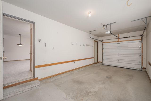 6736 Waterview Drive, Grandville, MI 49418