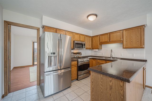 6736 Waterview Drive, Grandville, MI 49418