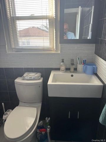 494 Lincoln Street, Cedarhurst, NY 11516