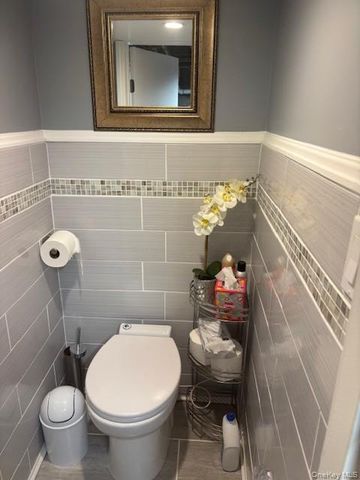 494 Lincoln Street, Cedarhurst, NY 11516