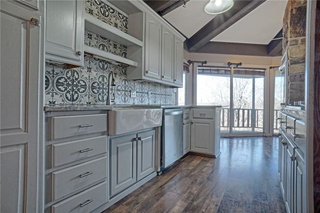 111 Western Drive, Russellville, AR 72801