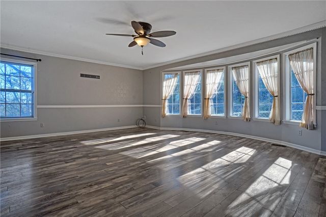 111 Western Drive, Russellville, AR 72801