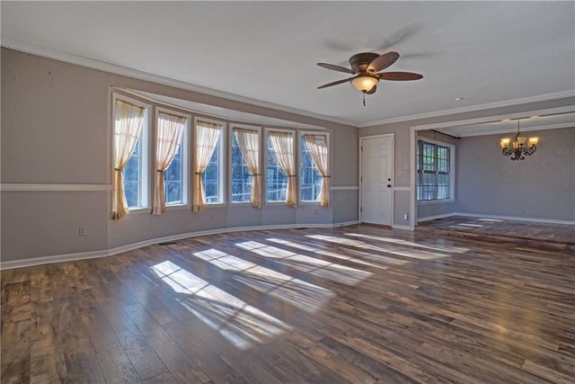 111 Western Drive, Russellville, AR 72801