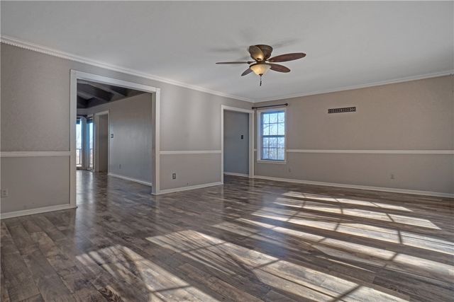 111 Western Drive, Russellville, AR 72801