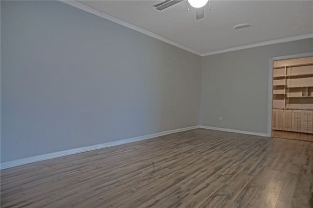 111 Western Drive, Russellville, AR 72801