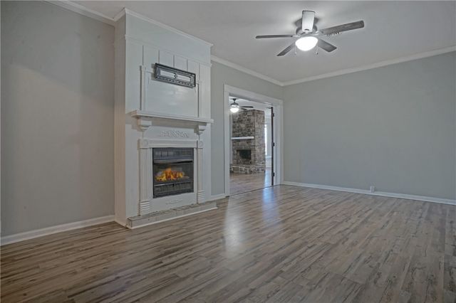 111 Western Drive, Russellville, AR 72801