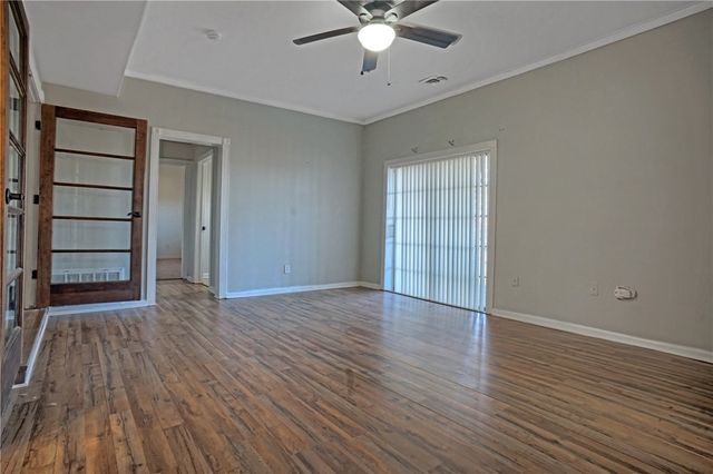 111 Western Drive, Russellville, AR 72801