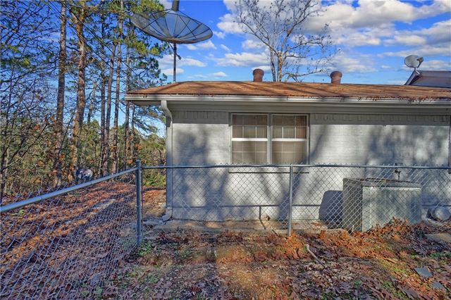 111 Western Drive, Russellville, AR 72801