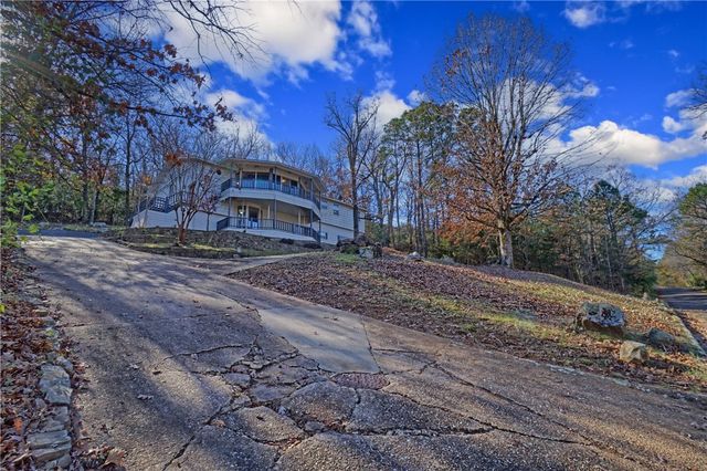 111 Western Drive, Russellville, AR 72801