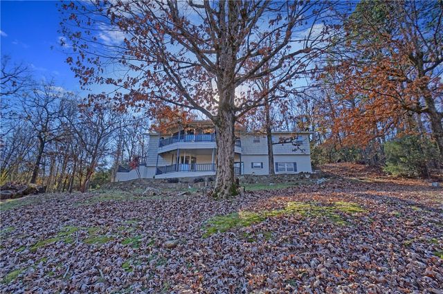 111 Western Drive, Russellville, AR 72801