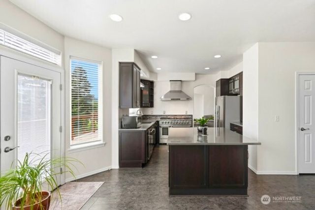 24064 Walker Valley Road, Mount Vernon, WA 98274