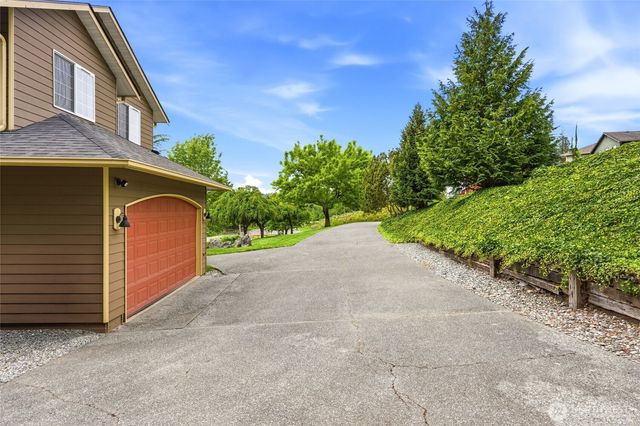 24064 Walker Valley Road, Mount Vernon, WA 98274