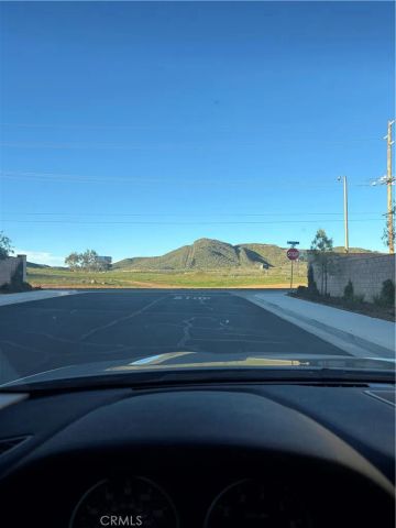 533 Pablo Road, Lake Elsinore, CA 92530