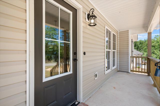 1009 Browns Bridge Rd., Hattiesburg, MS 39401