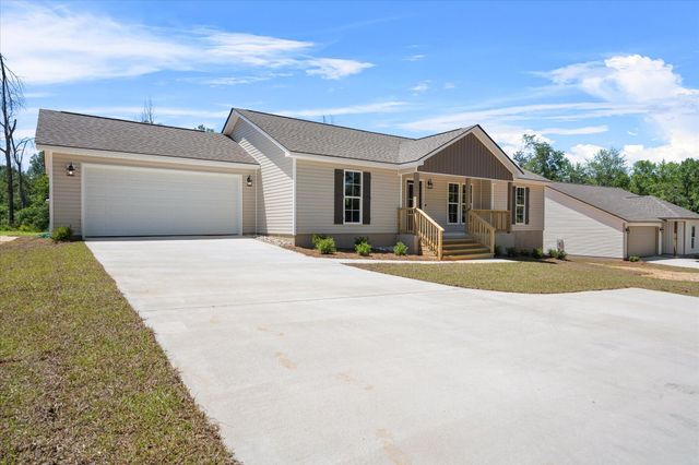 1009 Browns Bridge Rd., Hattiesburg, MS 39401