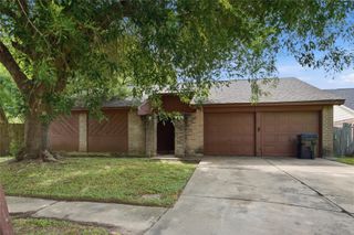 3611 Macon Place Court, Houston, TX 77082