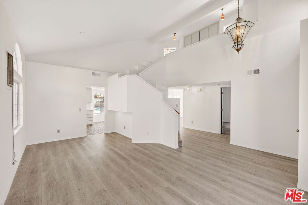 Image 11 of property listing at 44234 Lively Avenue, Lancaster, CA 93536