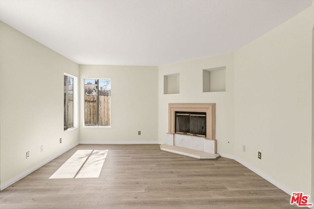 Image 15 of property listing at 44234 Lively Avenue, Lancaster, CA 93536