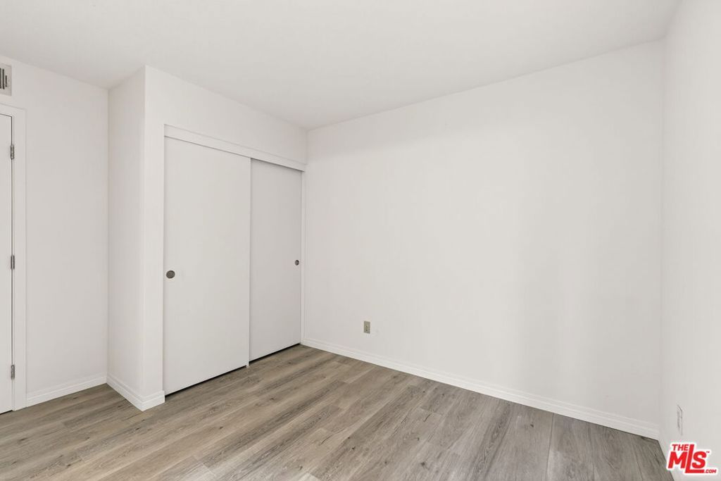 Image 26 of property listing at 44234 Lively Avenue, Lancaster, CA 93536