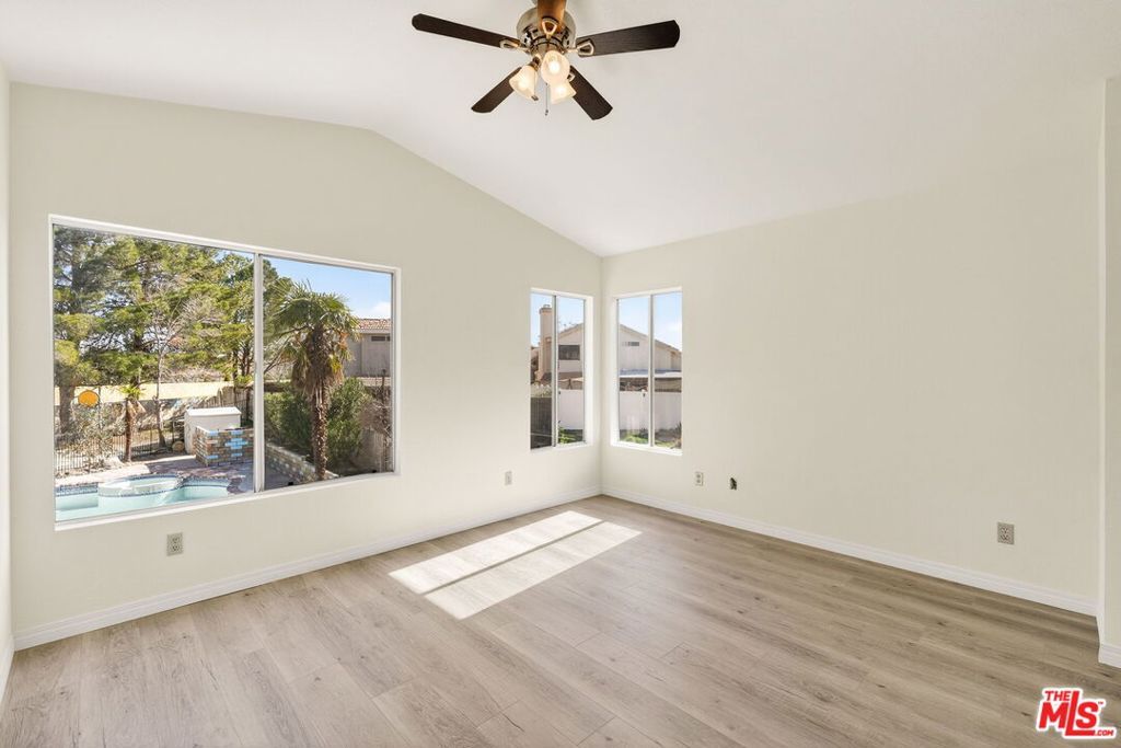 Image 34 of property listing at 44234 Lively Avenue, Lancaster, CA 93536