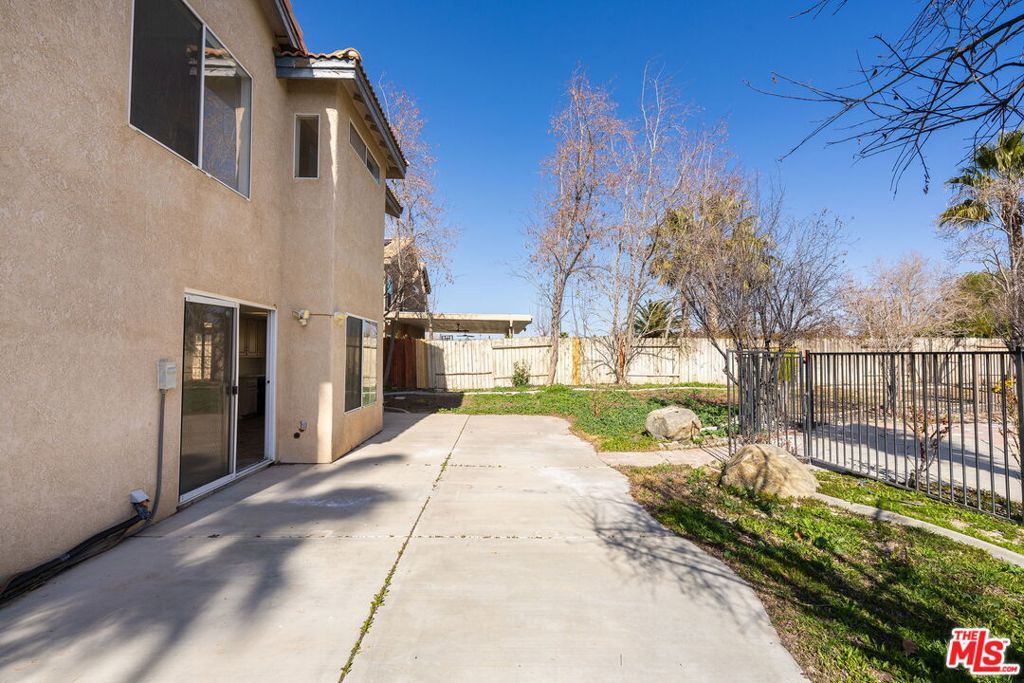 Image 55 of property listing at 44234 Lively Avenue, Lancaster, CA 93536