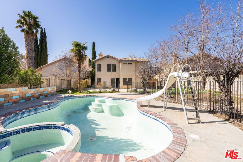 Image 57 of property listing at 44234 Lively Avenue, Lancaster, CA 93536