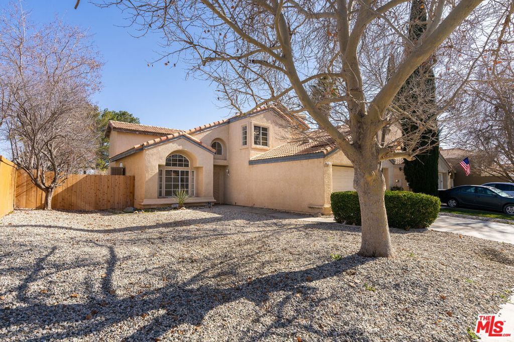 Image 6 of property listing at 44234 Lively Avenue, Lancaster, CA 93536