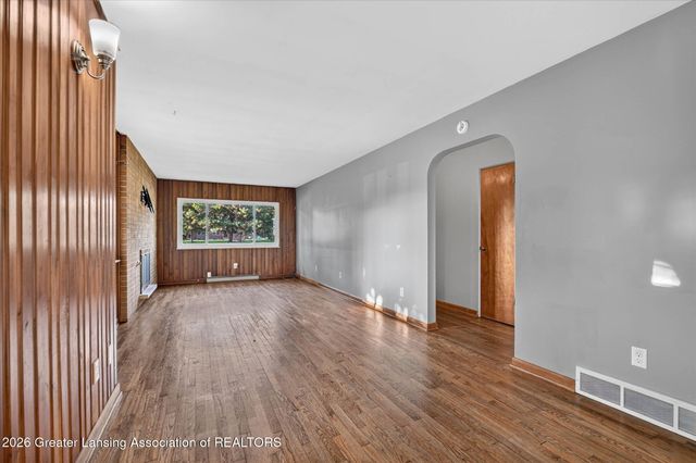 830 Newton Street, Lansing, MI 48912