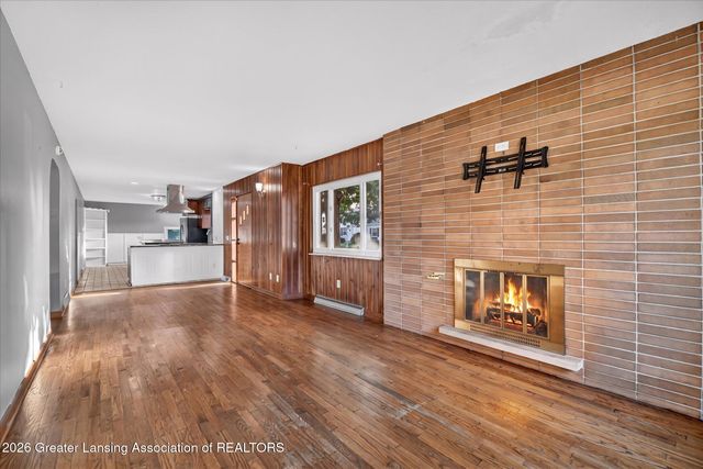 830 Newton Street, Lansing, MI 48912