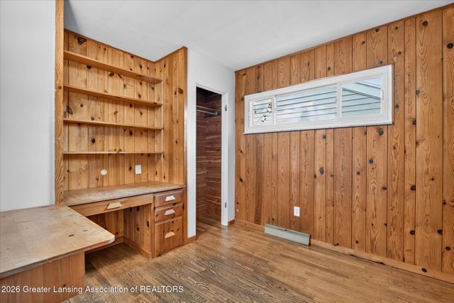 830 Newton Street, Lansing, MI 48912