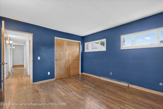 830 Newton Street, Lansing, MI 48912
