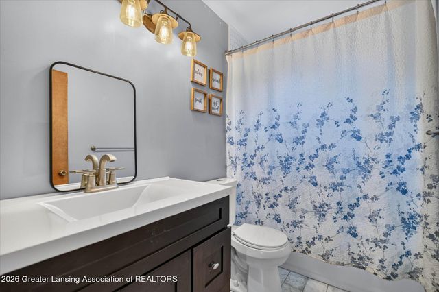 830 Newton Street, Lansing, MI 48912