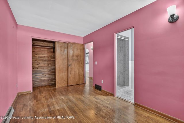 830 Newton Street, Lansing, MI 48912