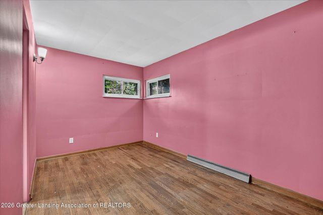 830 Newton Street, Lansing, MI 48912
