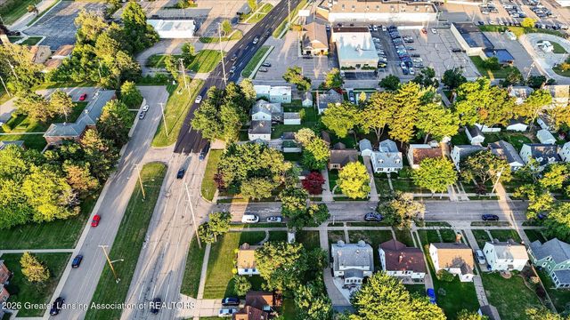 830 Newton Street, Lansing, MI 48912
