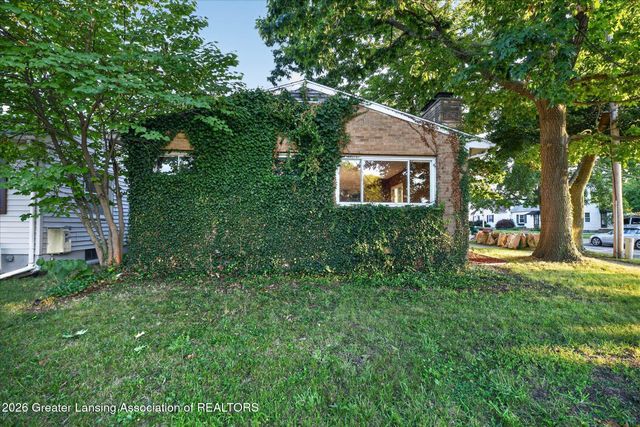 830 Newton Street, Lansing, MI 48912
