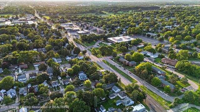830 Newton Street, Lansing, MI 48912