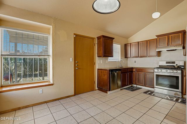 15318 NORTHPORT Court, Horizon City, TX 79928