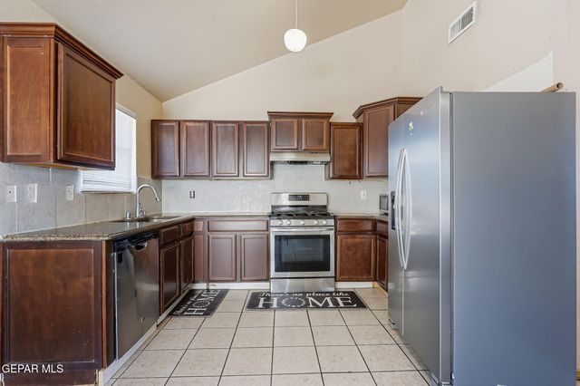 15318 NORTHPORT Court, Horizon City, TX 79928