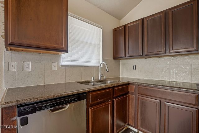 15318 NORTHPORT Court, Horizon City, TX 79928