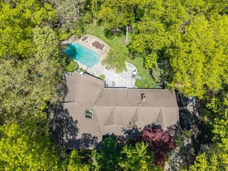30 Bramble Lane, Melville, NY 11747