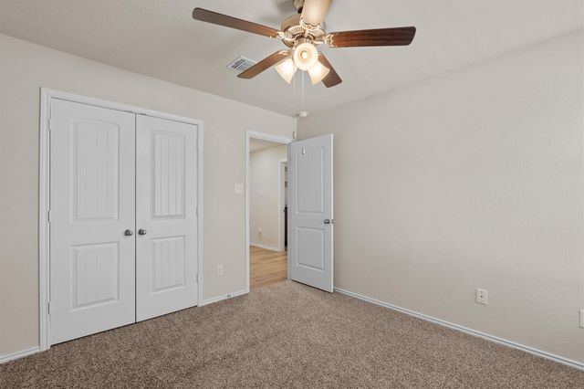 1644 T H Johnson DR, Taylor, TX 76574